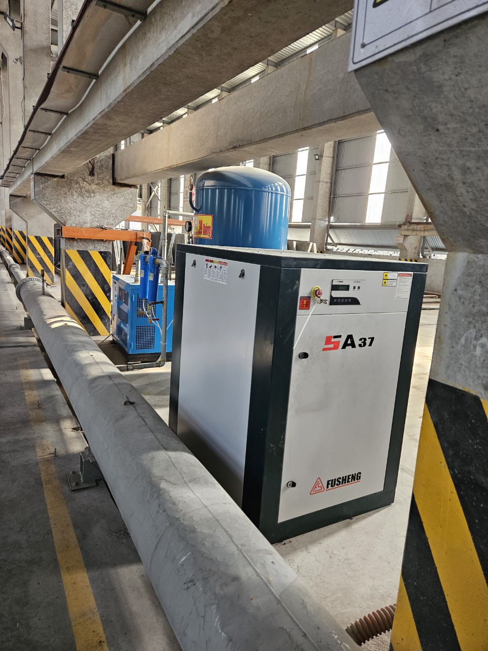 Bàn giao bộ máy nén khí 37KW Fusheng